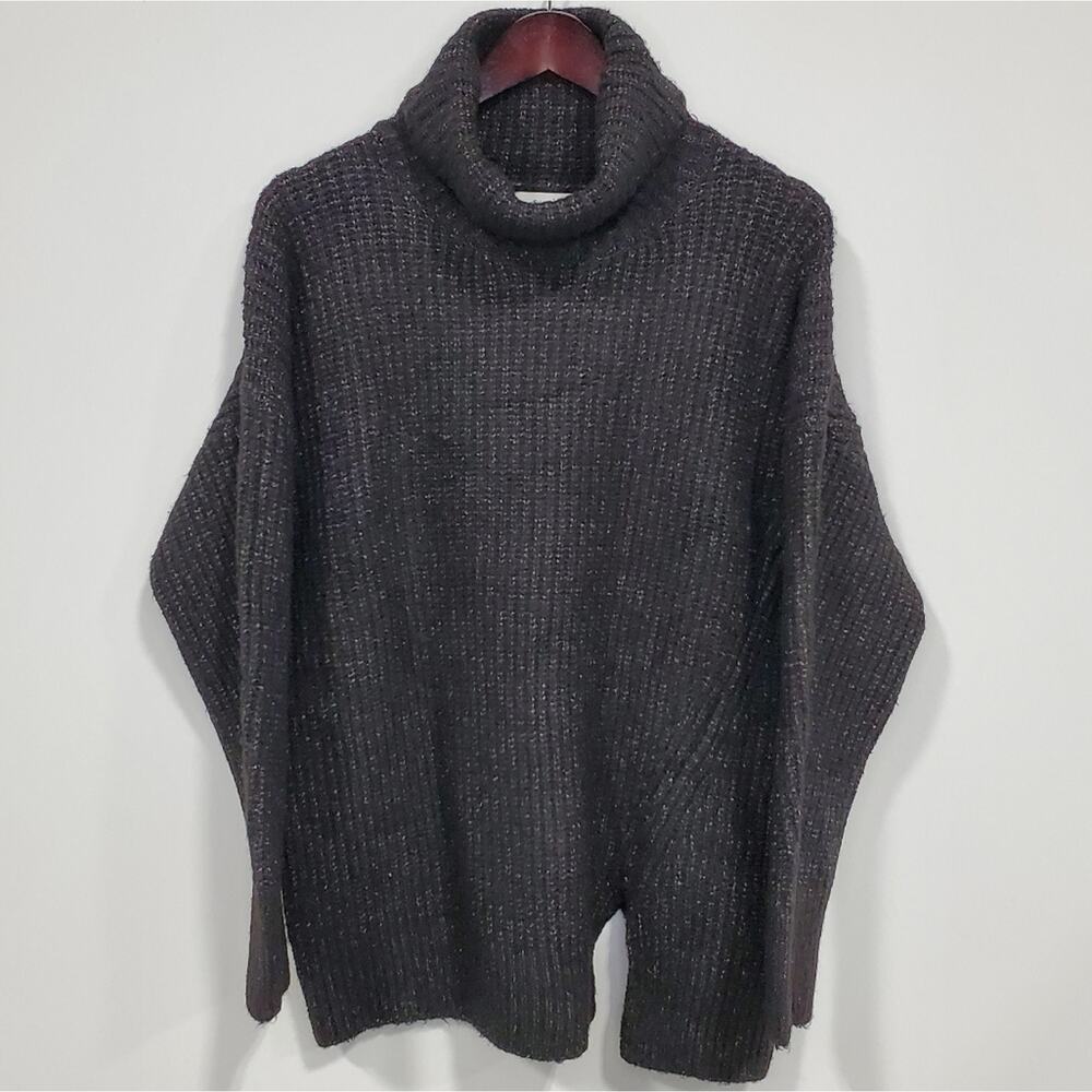 Elodie Turtleneck Women's Sweater